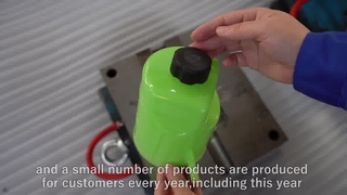 Este es un molde de inyección para la producción de piezas automotrices PA66.