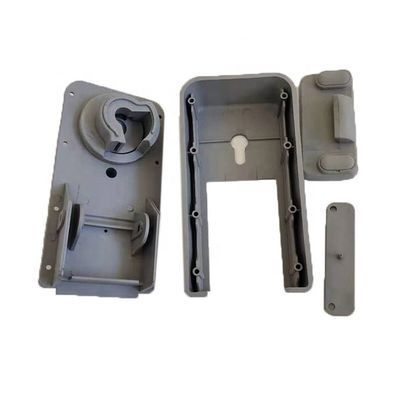 Piezas de moldeo por inyección de plástico personalizado profesional con sistema de puerta de corredor caliente y material de molde 718