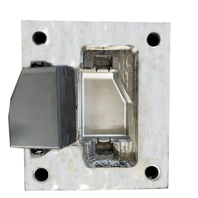 OEM Factory Direct Custom High Precision Mold Steel Hot Runner Mold de inyección de plástico para piezas interiores de automóviles mayorista