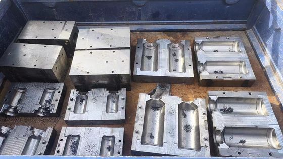 Molde de soplado de cubo de plástico para botellas de vino y bebidas de agua mineral