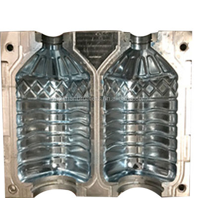 Molde de moldeo por soplado de precisión para botellas de plástico 250000-300000 tiradas Vida útil del molde