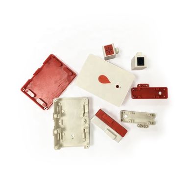 Partes de moldeo por inyección de plástico con cubierta de carcasa de plástico personalizada y larga vida útil del molde de 300000-1000000 disparos