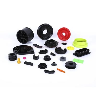 Molde de inyección de plástico con P20/718/738/NAK80/S136 Material de molde para 250000-300000 tiros Vida útil del molde y pulido de alto nivel