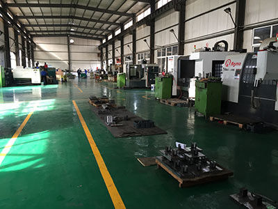 Plastico de moldeo por inyección de pulido a medida para niveles de control numérico computarizado Producción y fundición de piezas de plástico