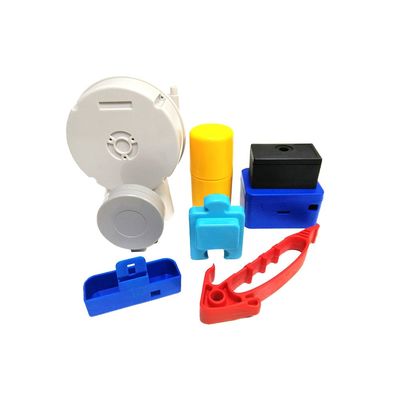 Servicio de moldeo por inyección personalizado para productos de policarbonato personalizados en colores y tamaños personalizados