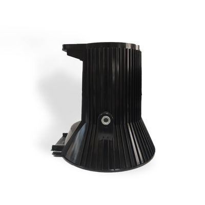 Partidas de plástico de moldeo por inyección de superficie de automóviles personalizadas para la fabricación de faros de automóviles