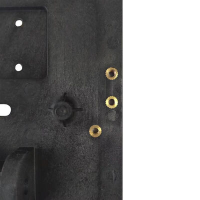 Posición de agujero preciso de la cáscara de plástico negro para el montaje de placas de circuito
